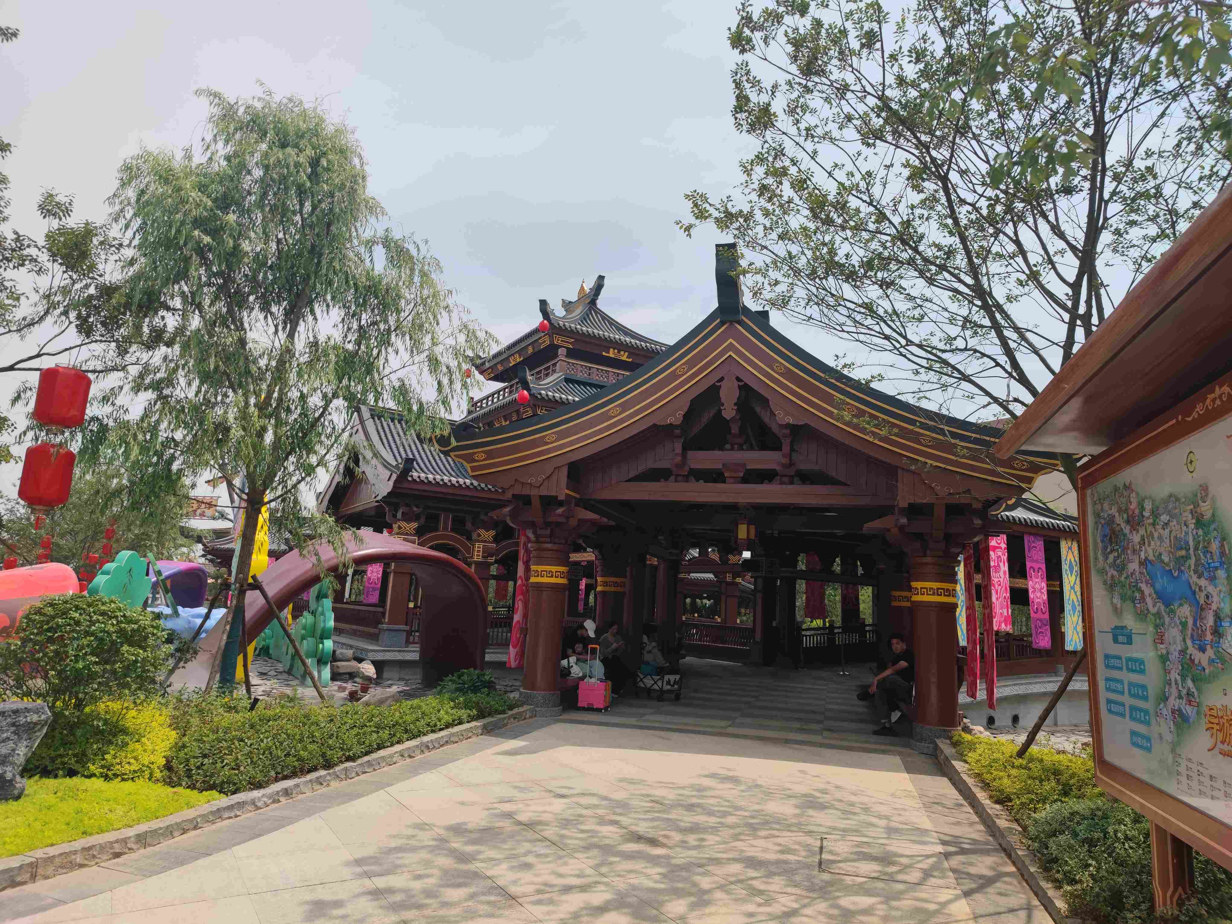 武汉全球通旅行社-孝感方特-狂野大陆 水上乐园 刺激 失重体验 紧张好玩 4D全景 视觉震撼