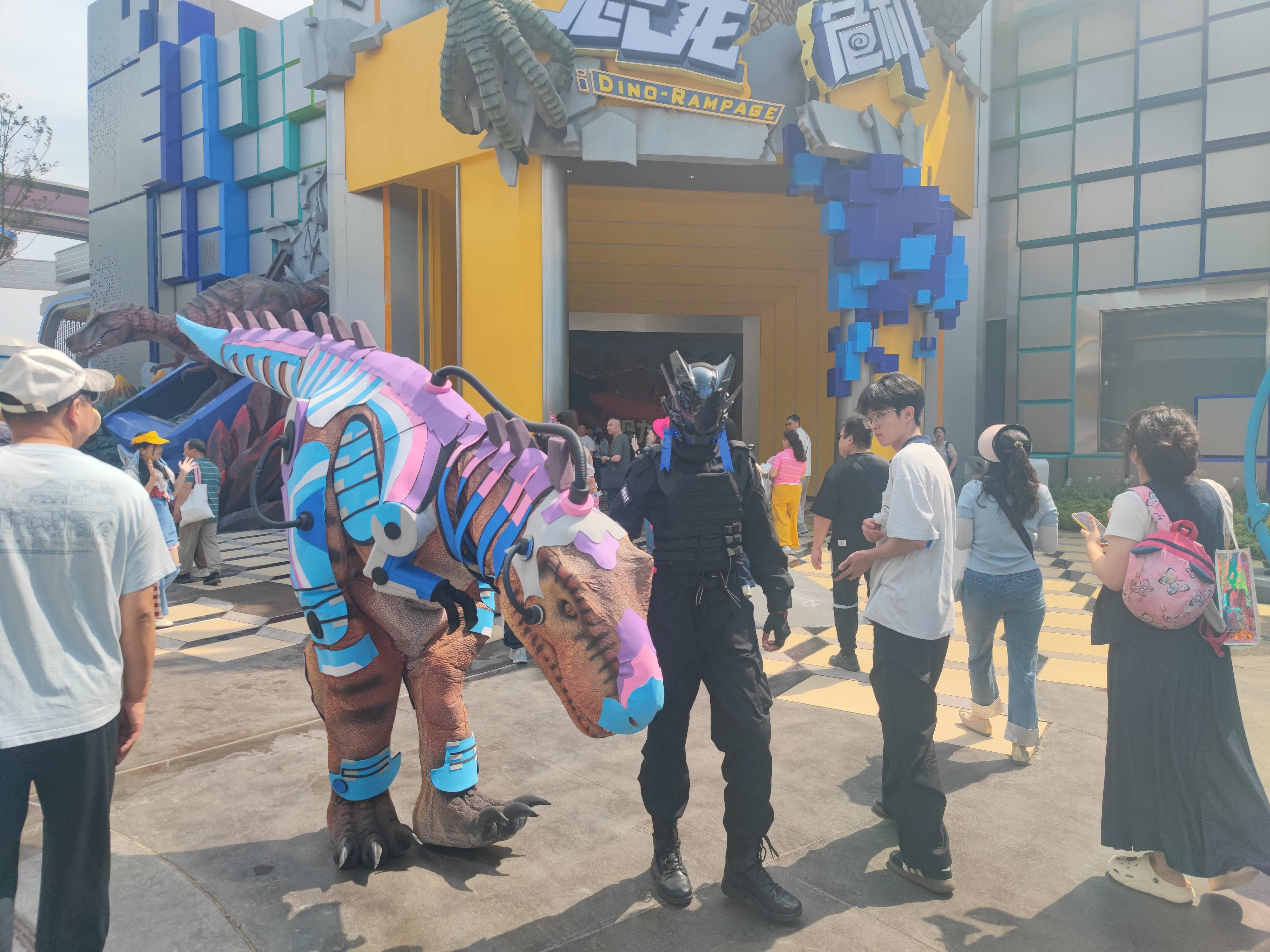 武汉全球通旅行社-孝感方特-狂野大陆 水上乐园 刺激 失重体验 紧张好玩 4D全景 视觉震撼