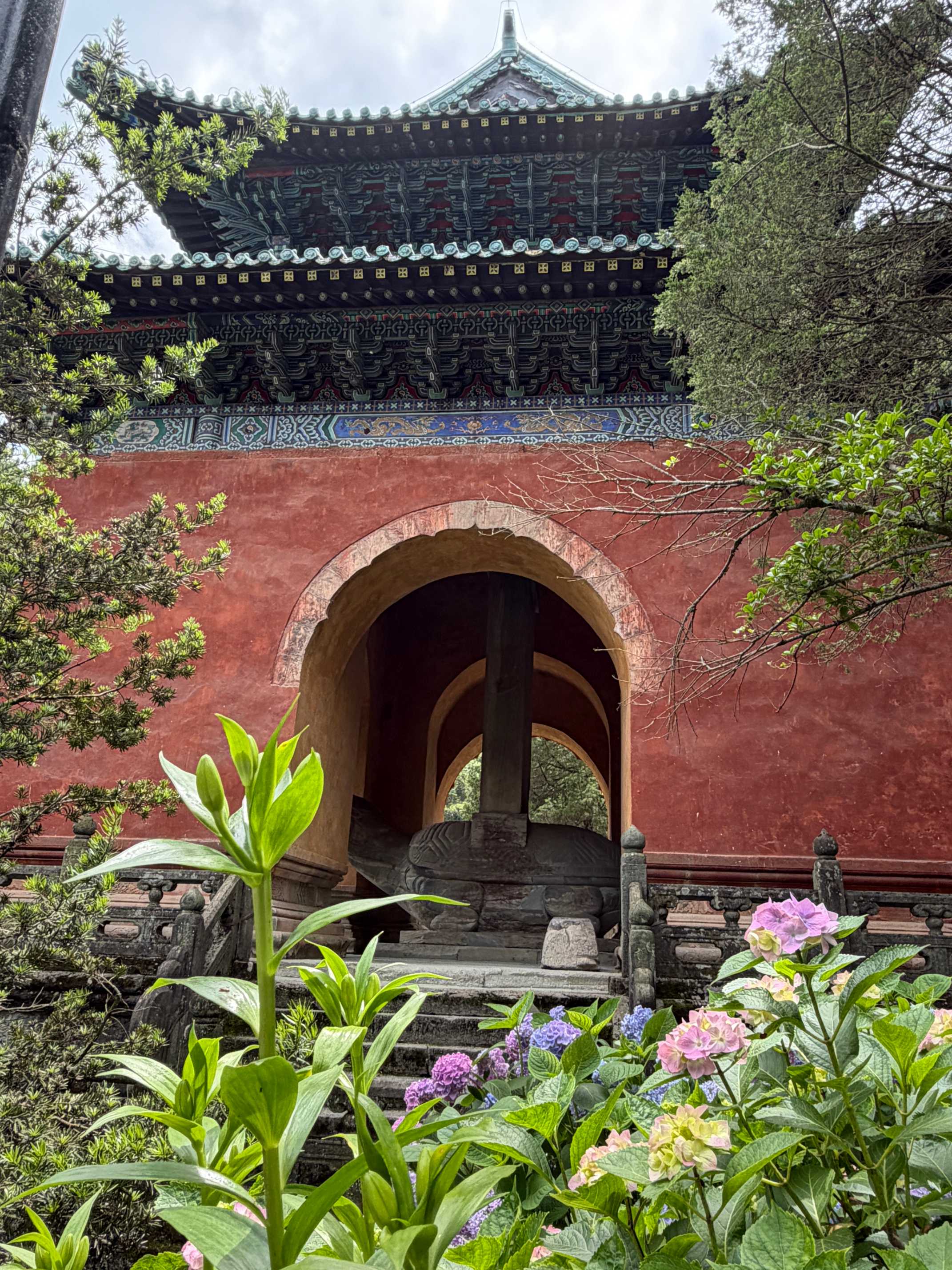武汉全球通旅行社-武当山-岫云阁 静心 道教圣地 修身养性