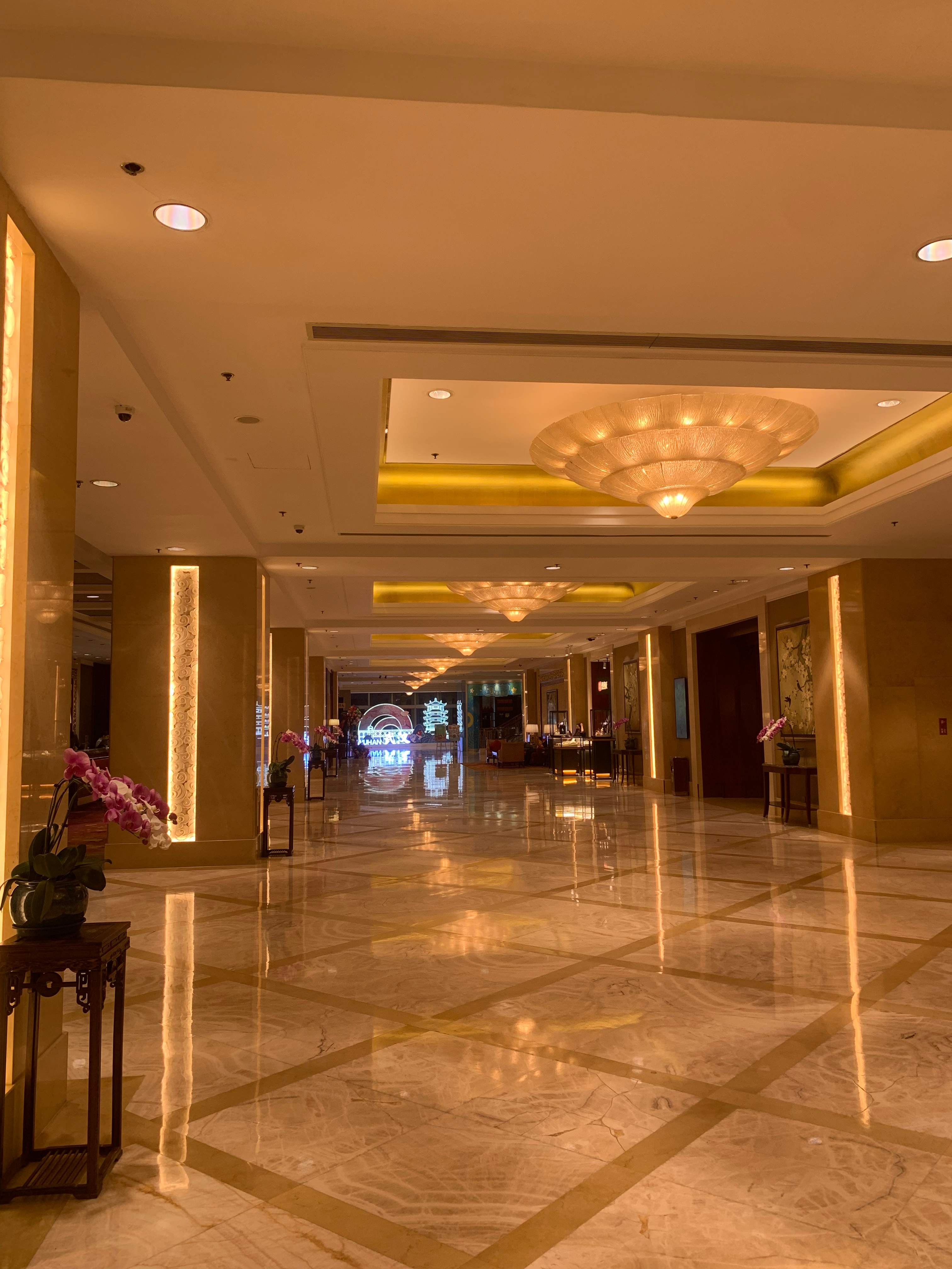 武汉全球通旅行社-香格里达大酒店 五星 五钻 豪华 舒适 大床房 标准间