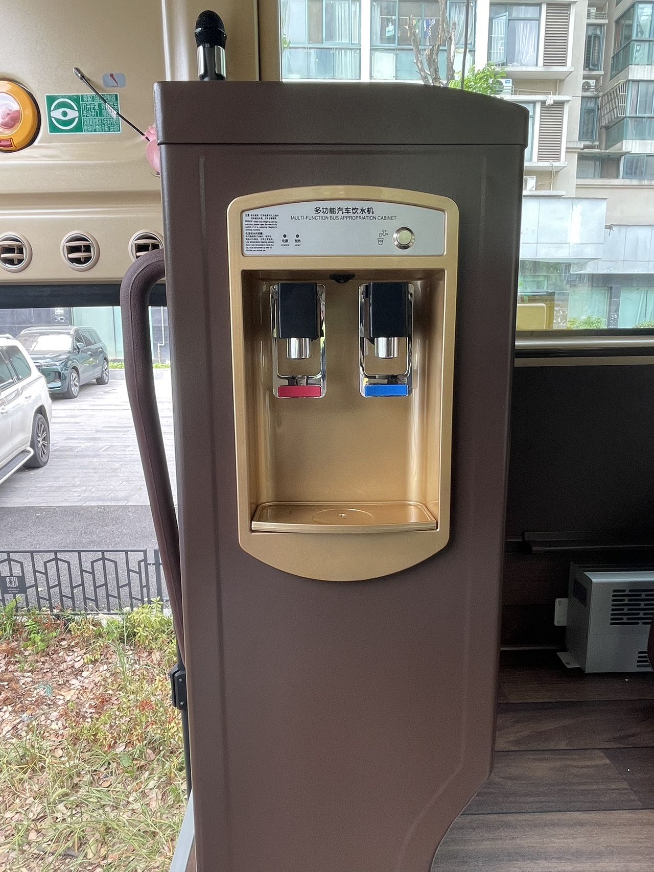 武汉全球通旅行社-2+1 VIP   27+1 超豪华大巴-包车租车用车