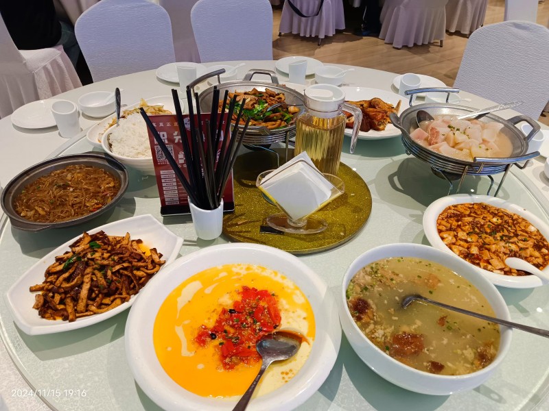 武汉全球通旅行社-快乐研学品质餐