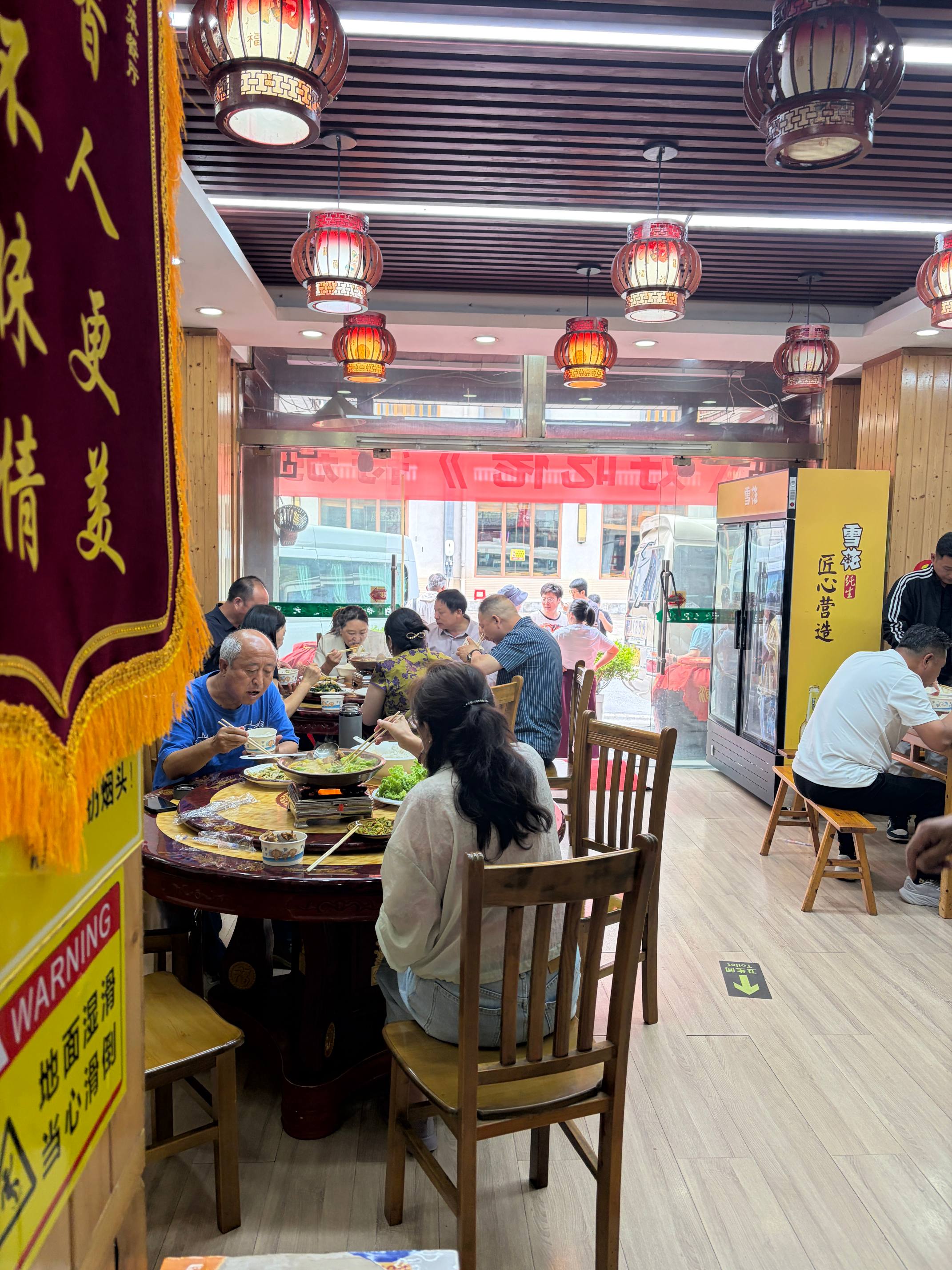 武汉全球通旅行社-神农架 农庄 粗粮野菜 野味美食 