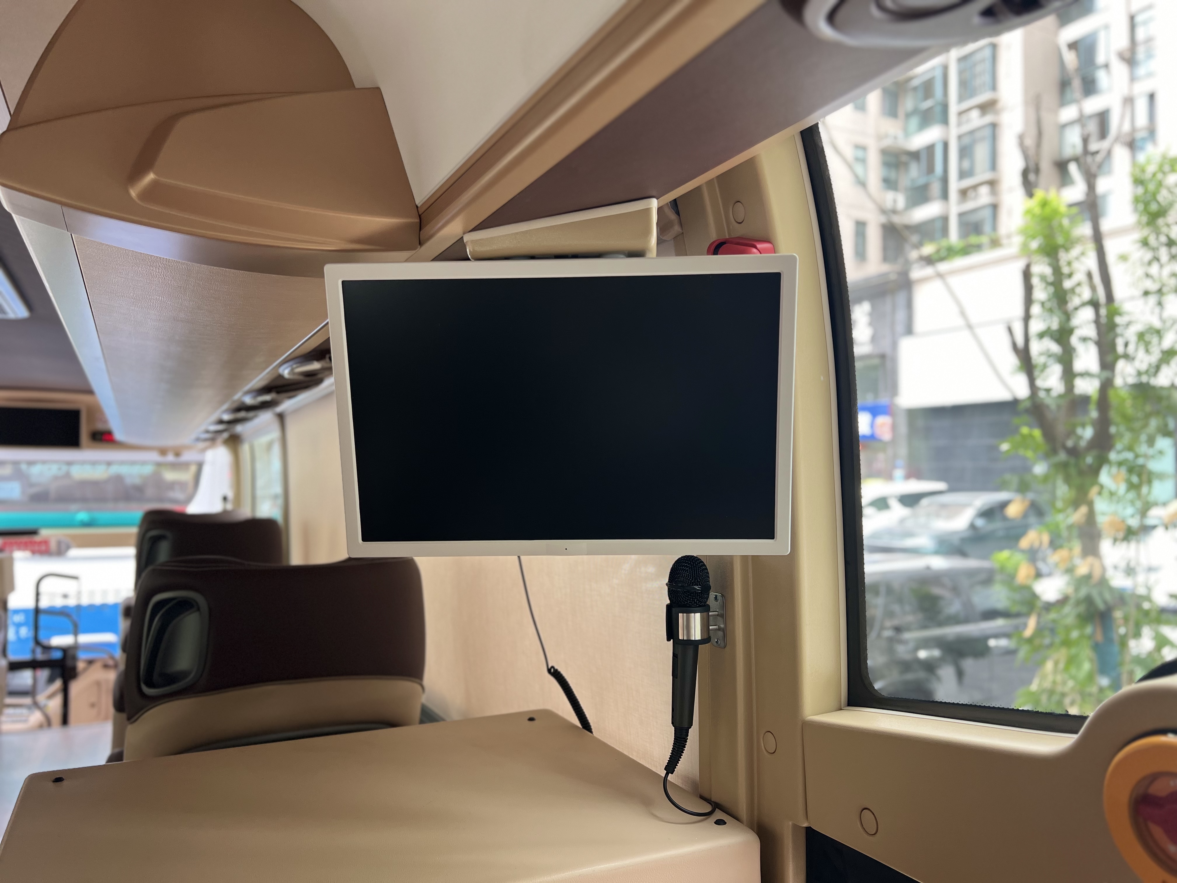 武汉全球通旅行社-2+1 VIP   27+1 超豪华大巴-包车租车用车