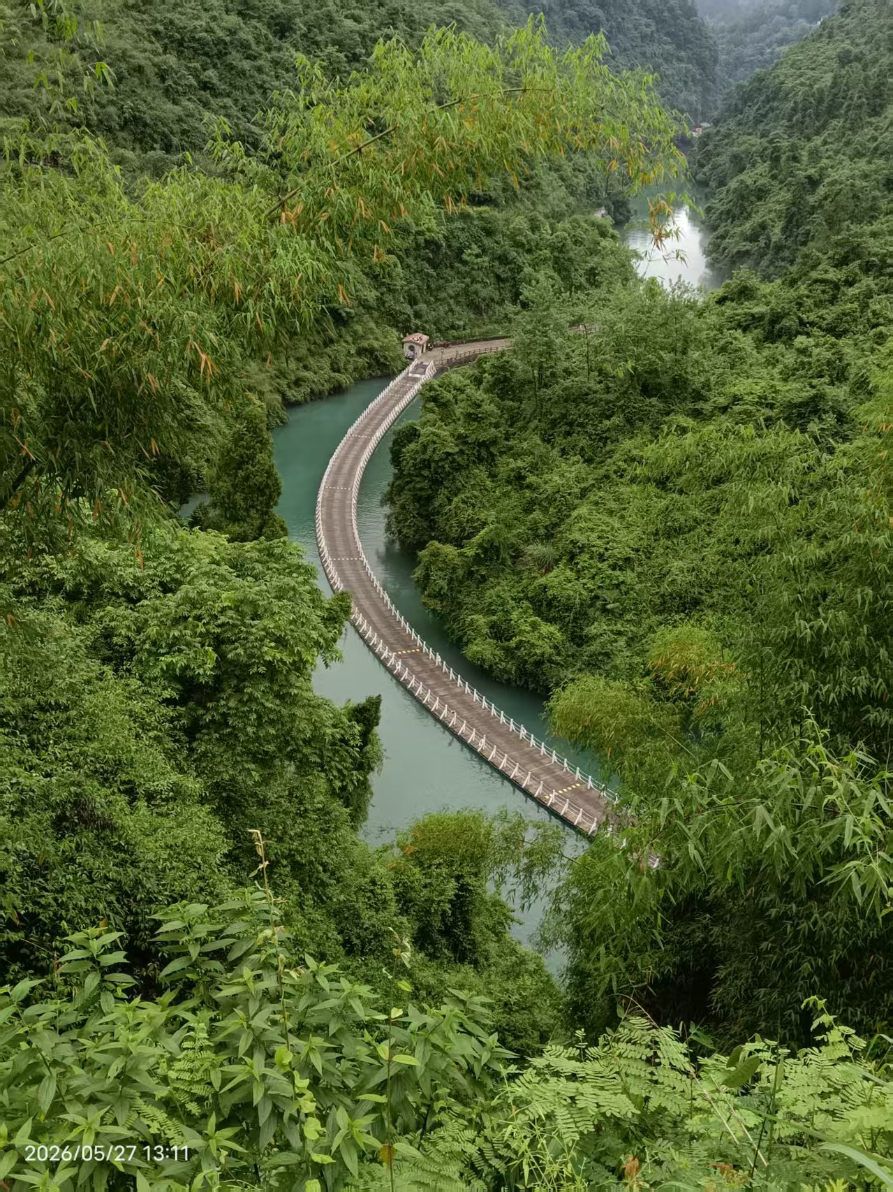 武汉全球通旅行社-宣恩 水上浮桥 廊桥遗梦水上浮桥
