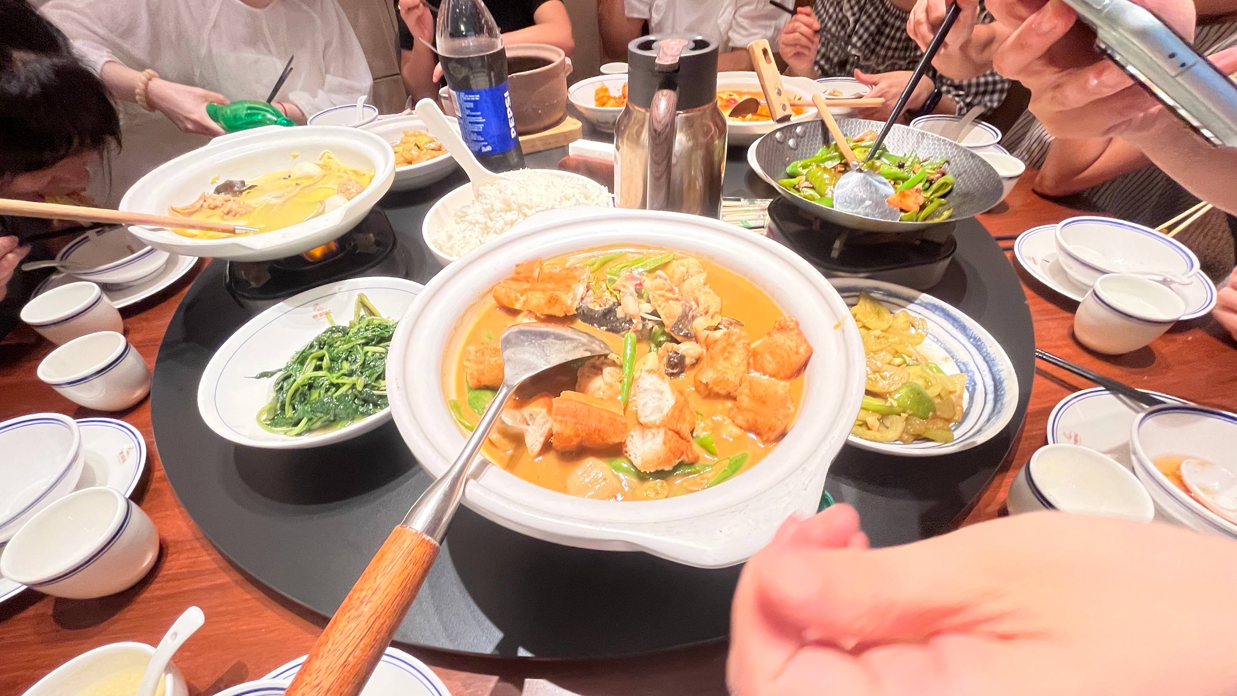 武汉全球通旅行社-老村长 湖北菜 洞庭街店