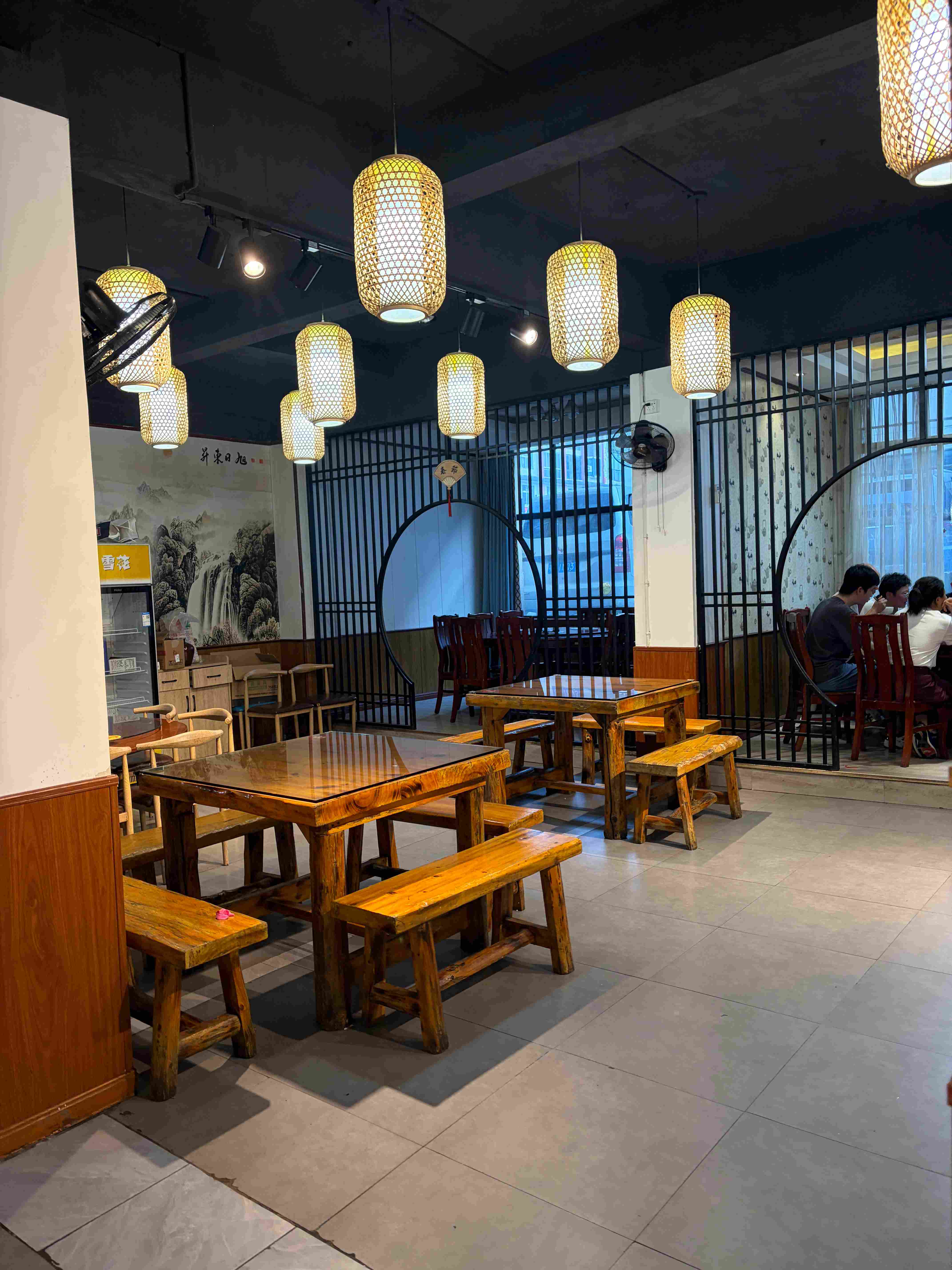 武汉全球通旅行社-神农架木鱼镇拿手菜 地道地方特色菜 粗粮野菜